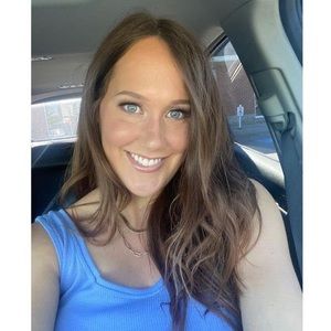 Meet your Posher, Kristina